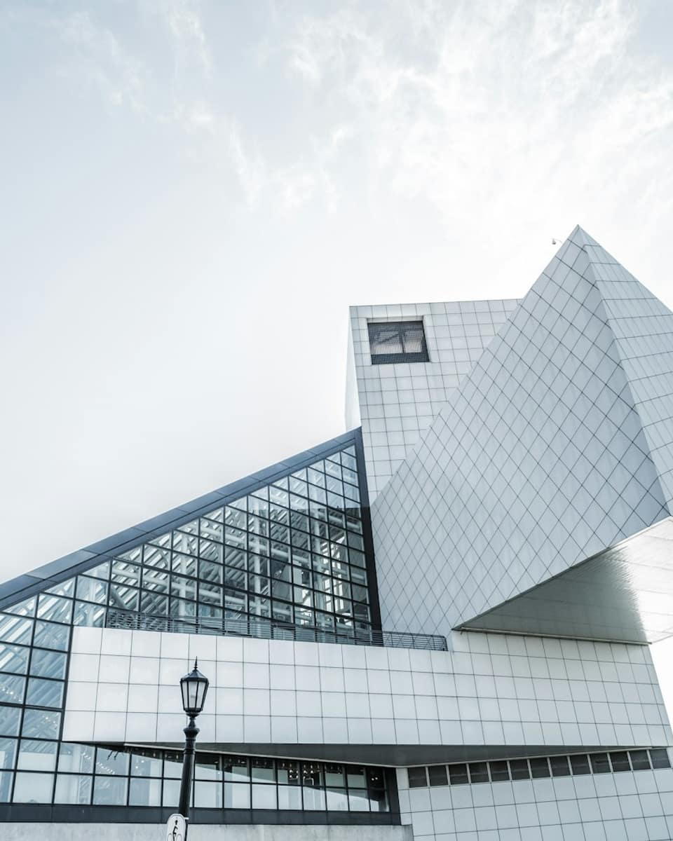 Concrete structural facade in diffuse daylight